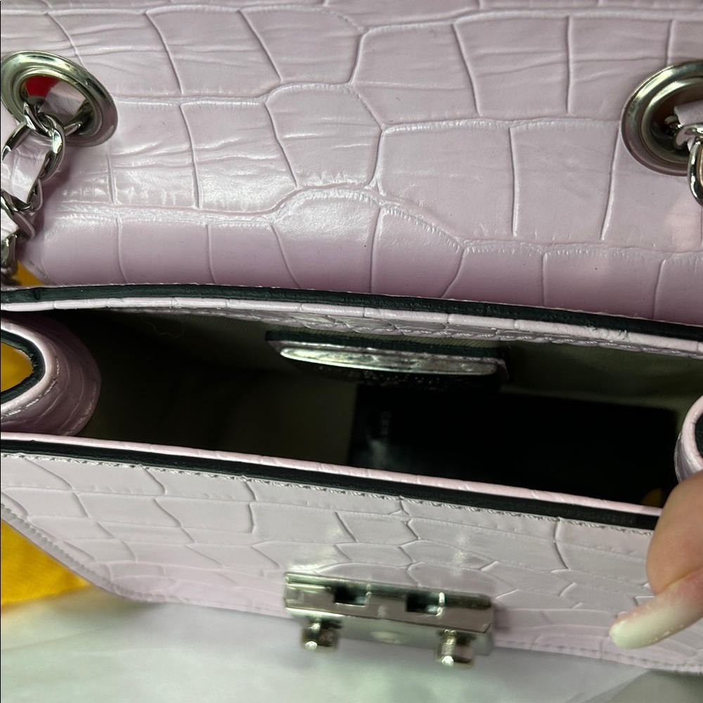 Mario Valentino Lilac Shoulder Bag - Picture 10 of 11